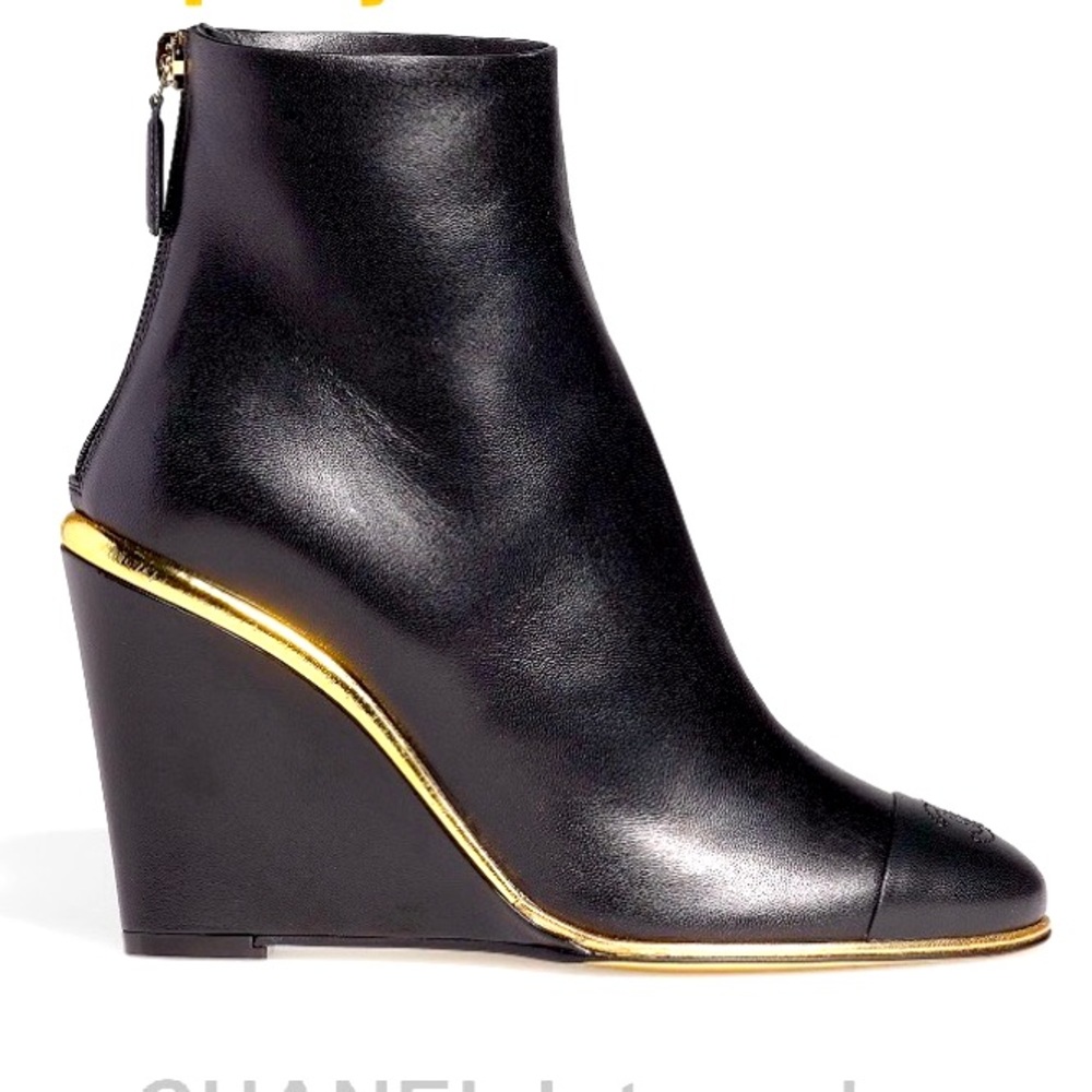 CHANEL 23B Leather Wedge Bootie (with CC LOGO* Cap-Toe detail)